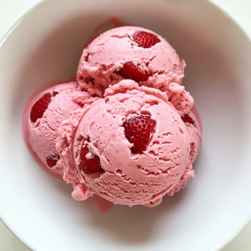 Homemade No-Churn Strawberry Ice Cream