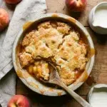 Easy Crockpot Peach Cobbler